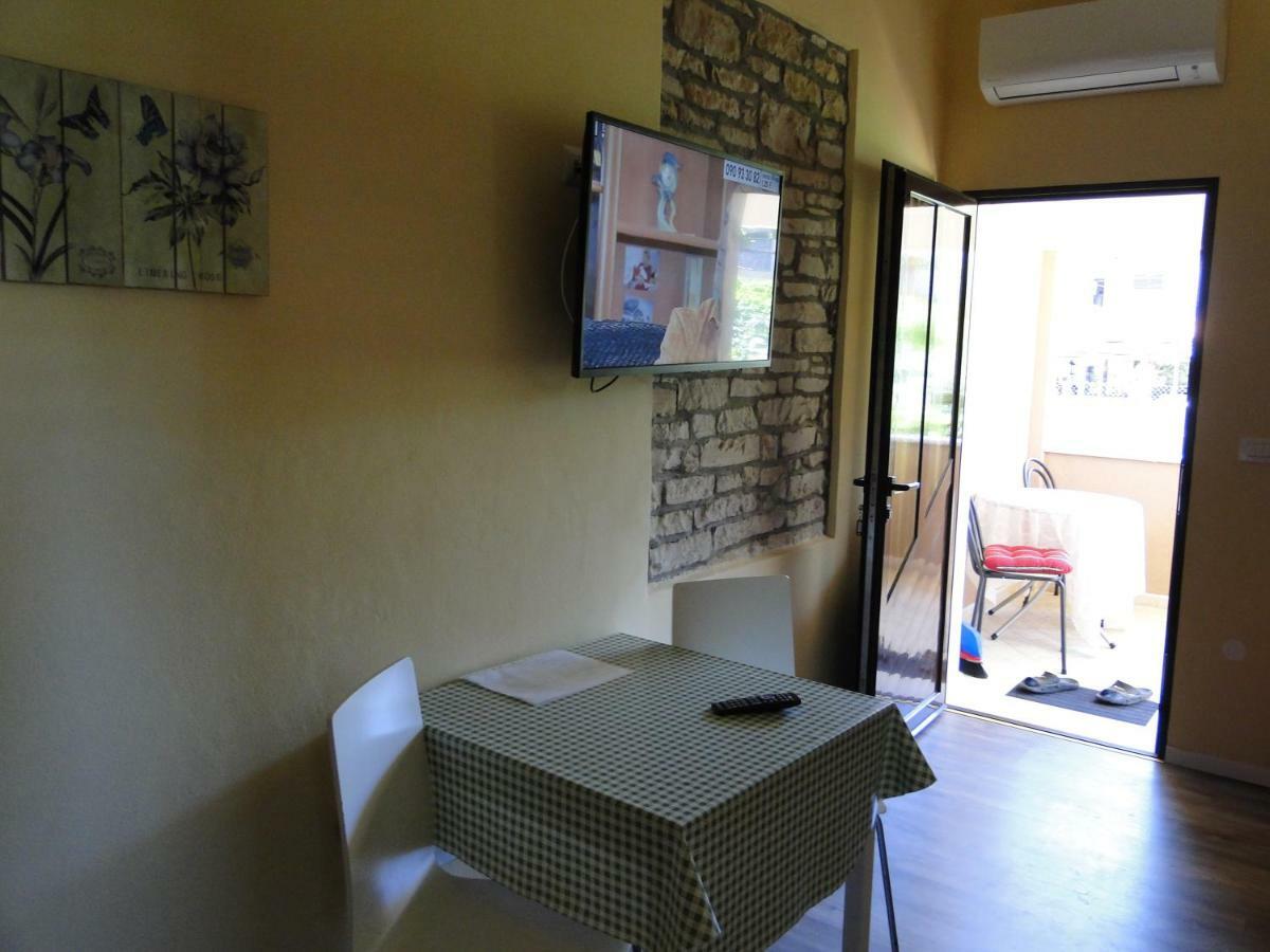 Apartman Pino *